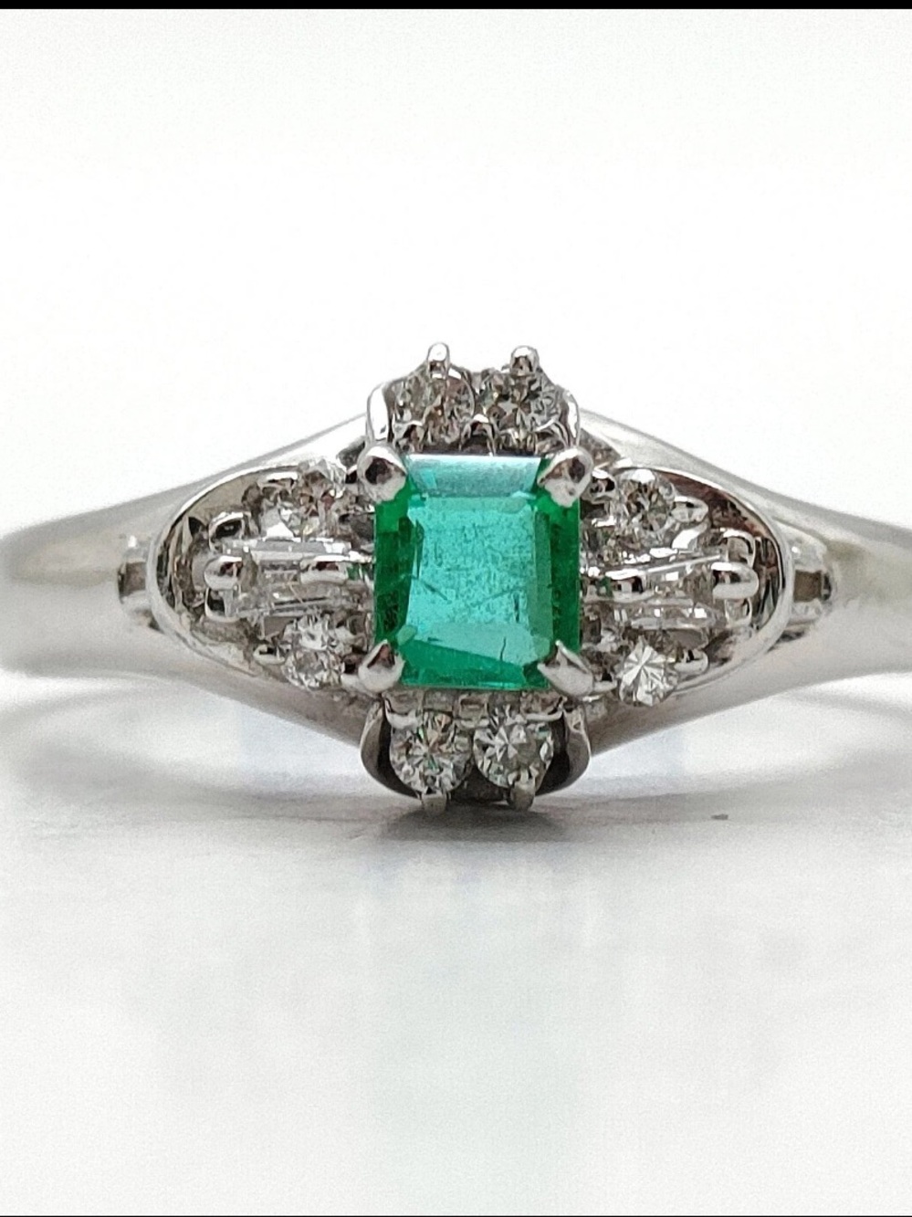Authentic Japanese Natural Emerald and Diamond Lotus Ring in Platinum W Cert